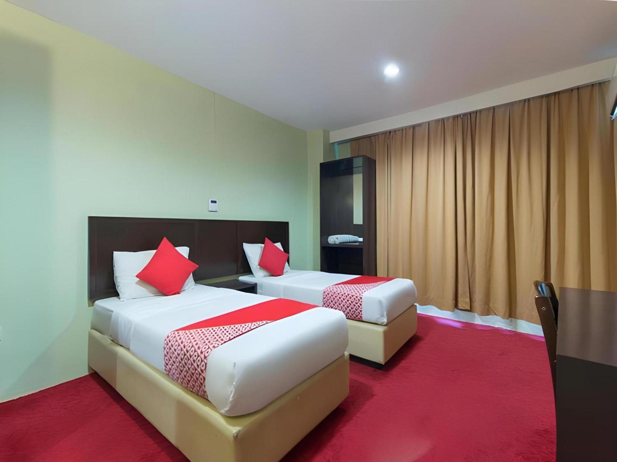 Amani Hotel Kampong Sungai Ramal Dalam Экстерьер фото